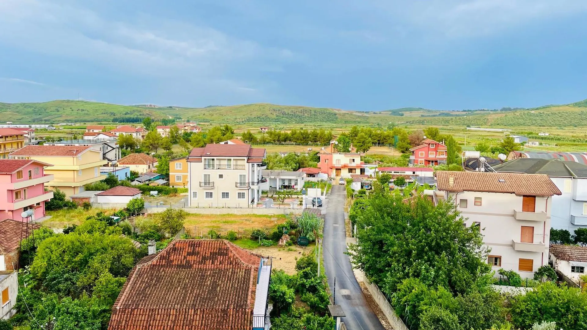 Eurovelo - Entire Apartment - City Center Divjaka 0*,  Albanien