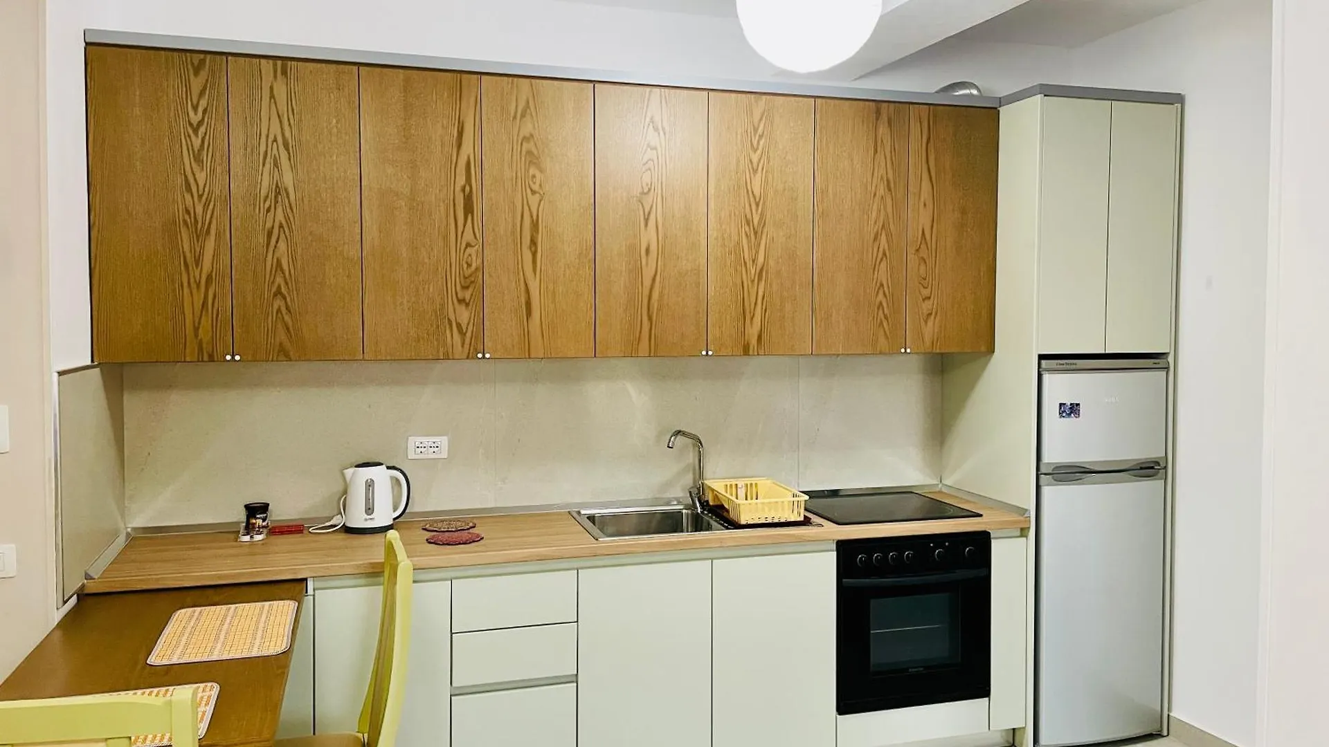 Eurovelo - Entire Apartment - City Center Divjaka